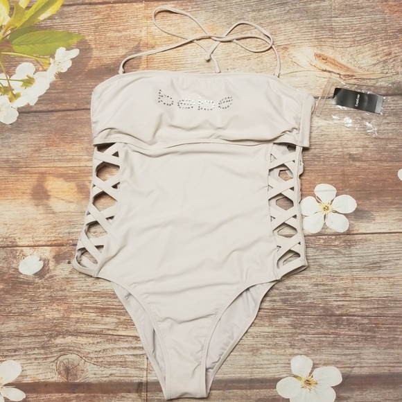 bebe Other - ⬇️LAST $⬇️ Bebe criss cross one piece swimsuit